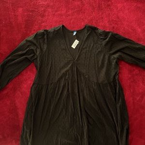 Brand new, never worn Old Navy midi dress